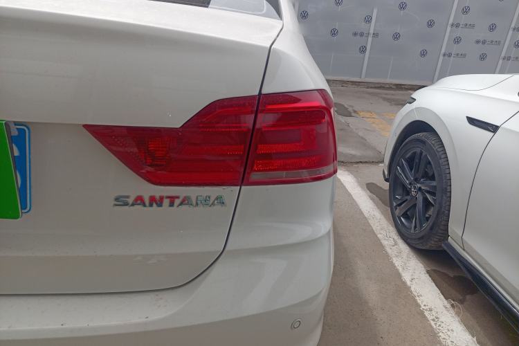 Used Volkswagen Santana 2019 1.5L Automatic Fashion Edition China VI Right Rear Taillight