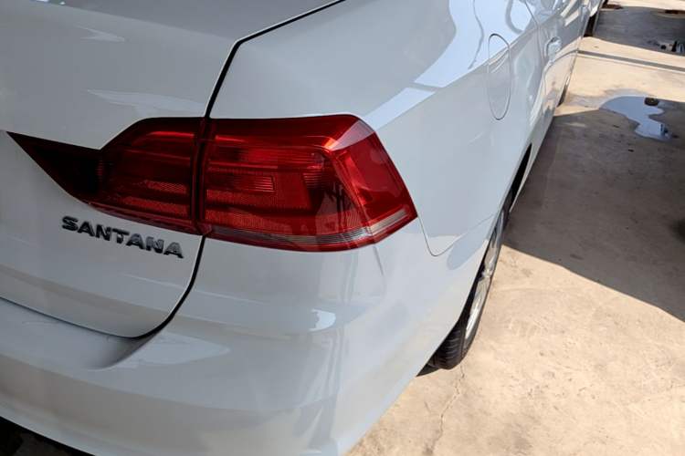 Used Volkswagen Santana 2019 1.5L Automatic Fashion Edition China VI Right Rear Taillight