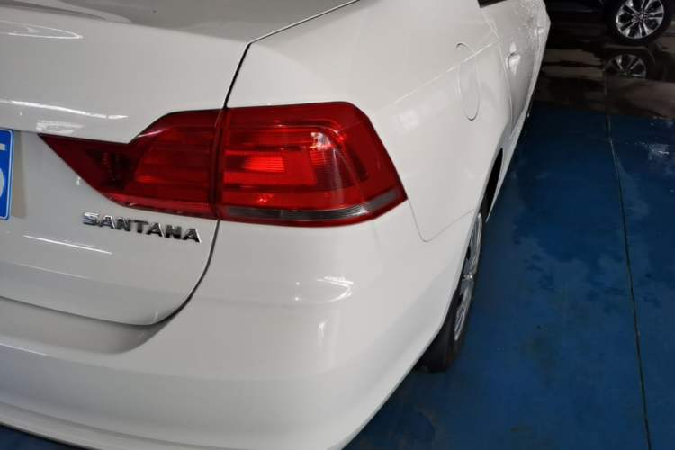 Used Volkswagen Santana 2019 1.5L Manual Fashion Edition China VI Standard Right Rear Taillight