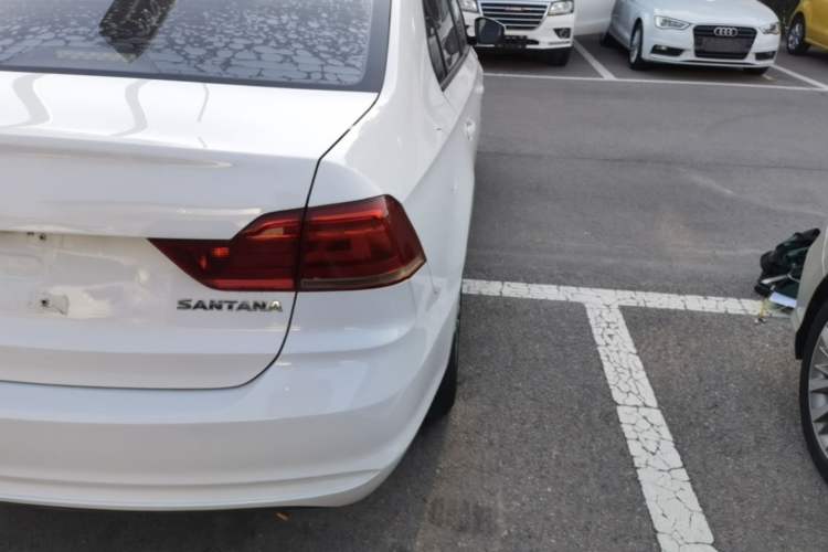 Used Volkswagen Santana 2019 1.5L Automatic Fashion Edition China VI Right Rear Taillight