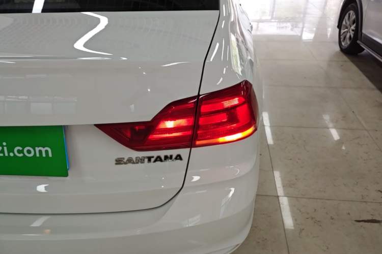 Used Volkswagen Santana 2019 1.5L Automatic Fashion Edition China VI Right Rear Taillight