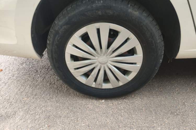 Used Volkswagen Santana 2019 1.5L Automatic Fashion Edition China VI Right Rear Wheel Hub
