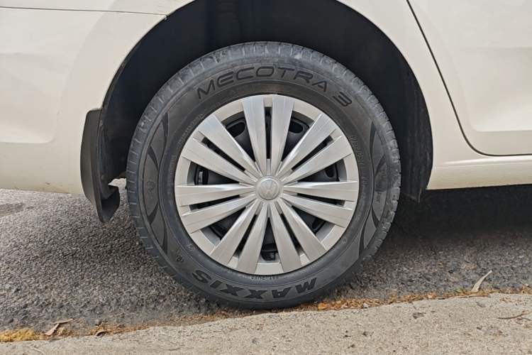 Used Volkswagen Santana 2019 1.5L Automatic Fashion Edition China VI Right Rear Wheel Hub