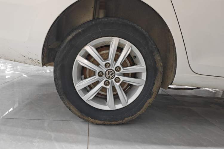 Used Volkswagen Santana 2019 1.5L Automatic Fashion Edition China VI Right Rear Wheel Hub