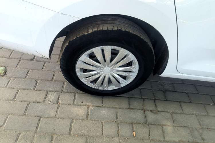 Used Volkswagen Santana 2019 1.5L Automatic Fashion Edition China VI Right Rear Wheel Hub