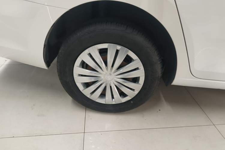 Used Volkswagen Santana 2019 1.5L Manual Fashion Edition China VI Standard Right Rear Wheel Hub