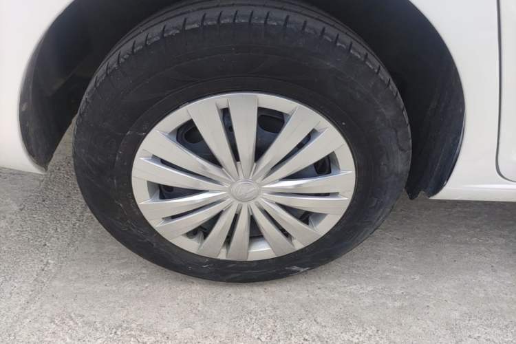 Used Volkswagen Santana 2019 1.5L Automatic Fashion Edition China VI Right Rear Wheel Hub