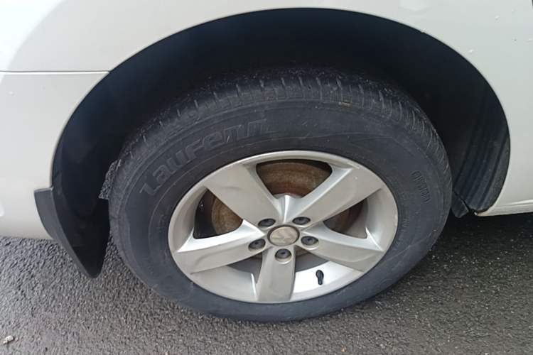 Used Volkswagen Santana 2019 1.5L Automatic Fashion Edition China VI Right Rear Wheel Hub