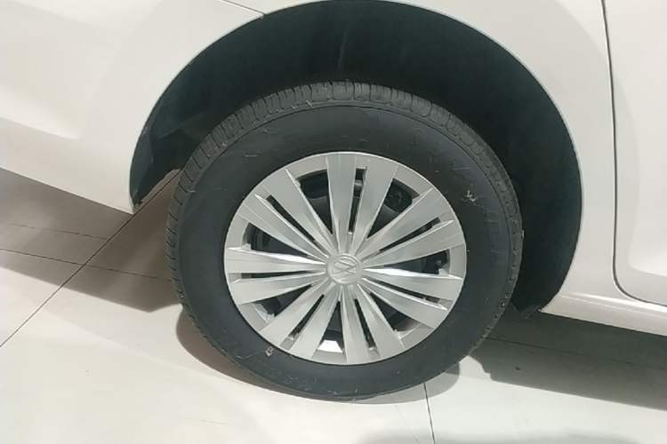 Used Volkswagen Santana 2019 1.5L Automatic Fashion Edition China VI Right Rear Wheel Hub
