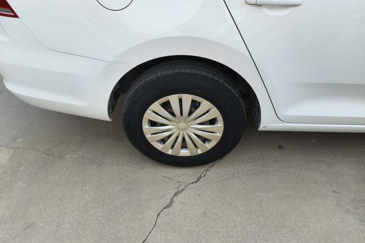 Used Volkswagen Santana 2019 1.5L Manual Fashion Edition China VI Standard Right Rear Wheel Hub