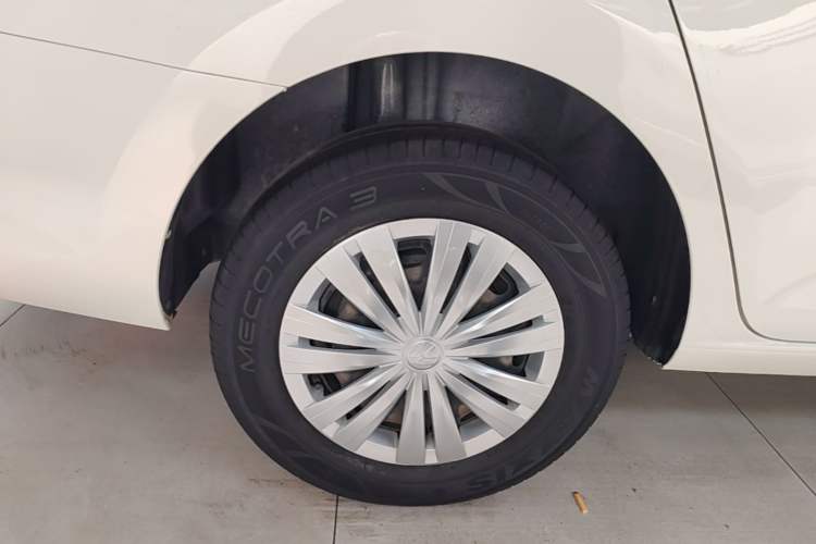 Used Volkswagen Santana 2019 1.5L Automatic Fashion Edition China VI Right Rear Wheel Hub