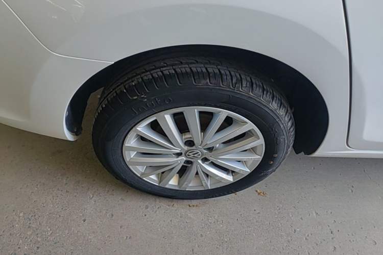 Used Volkswagen Santana 2019 Haval H6 1.5L Automatic Comfort Edition China VI Standard Right Rear Wheel Hub