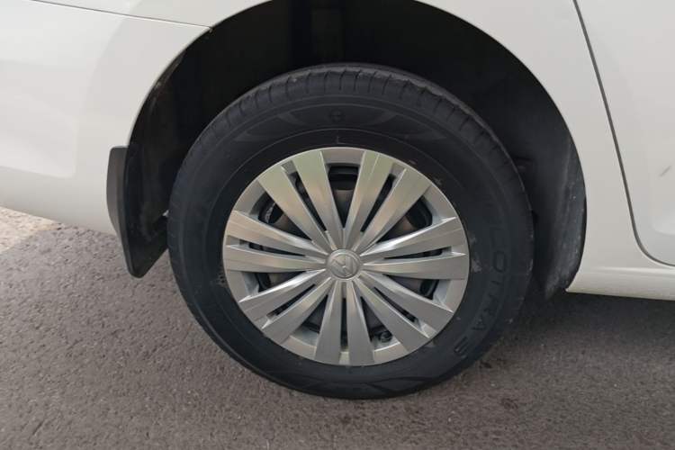 Used Volkswagen Santana 2019 1.5L Automatic Fashion Edition China VI Right Rear Wheel Hub