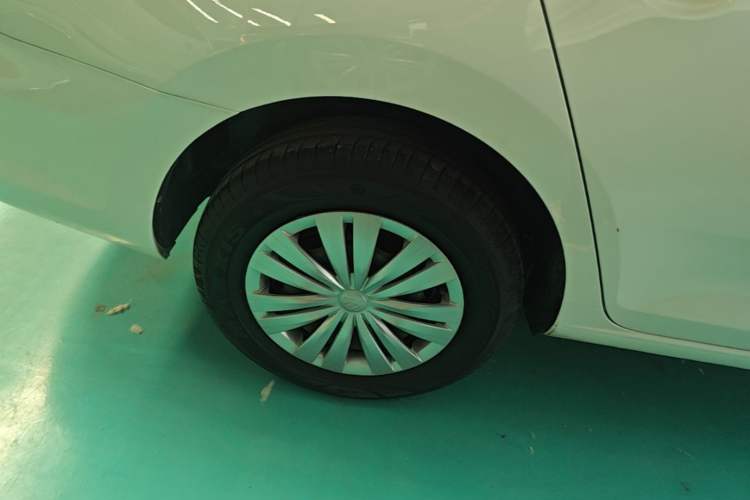 Used Volkswagen Santana 2019 1.5L Automatic Fashion Edition China VI Right Rear Wheel Hub