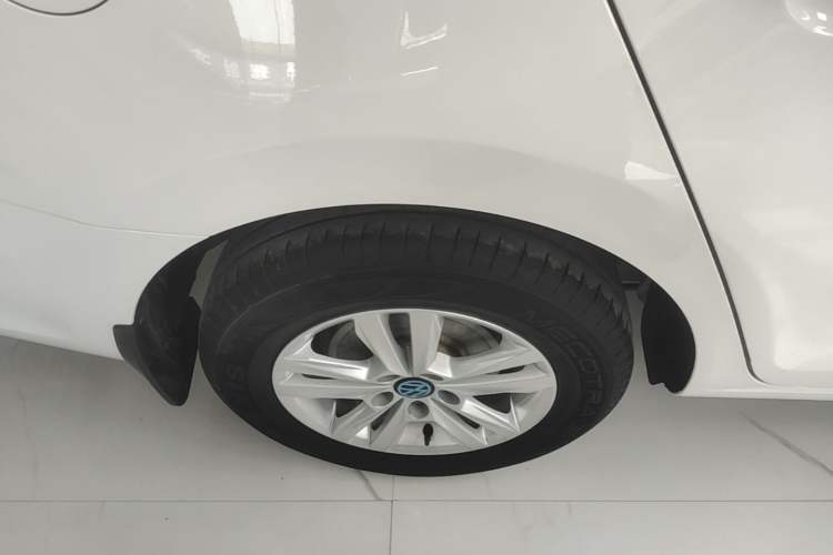 Used Volkswagen Santana 2019 1.5L Manual Fashion Edition China VI Standard Right Rear Wheel Hub