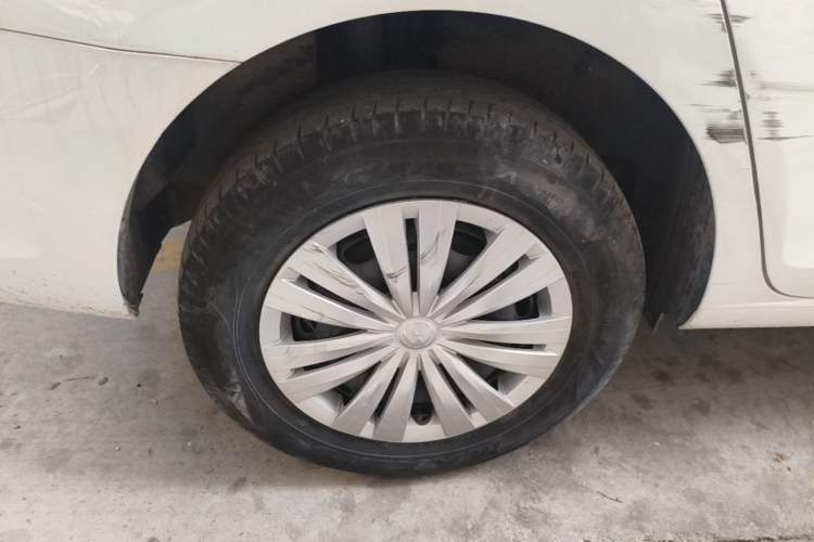 Used Volkswagen Santana 2019 1.5L Manual Fashion Edition China VI Standard Right Rear Wheel Hub