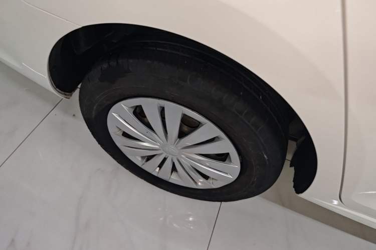 Used Volkswagen Santana 2019 1.5L Automatic Fashion Edition China VI Right Rear Wheel Hub