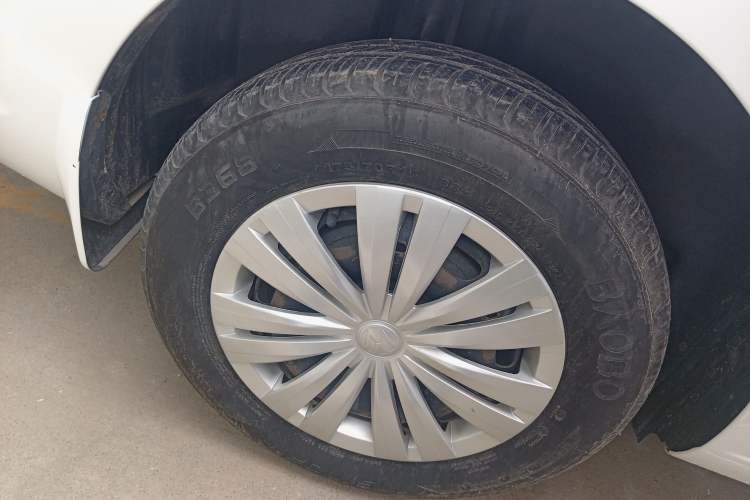 Used Volkswagen Santana 2019 1.5L Automatic Fashion Edition China VI Right Rear Wheel Hub