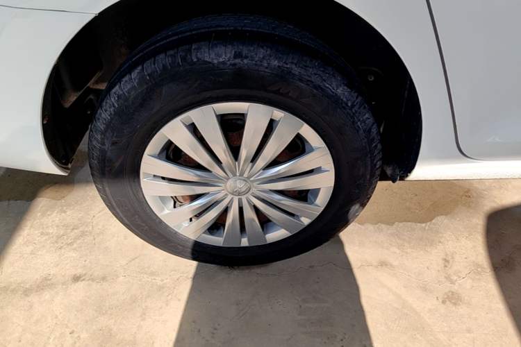 Used Volkswagen Santana 2019 1.5L Automatic Fashion Edition China VI Right Rear Wheel Hub