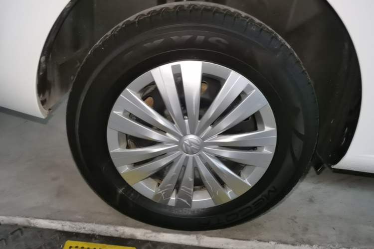 Used Volkswagen Santana 2019 1.5L Automatic Fashion Edition China VI Right Rear Wheel Hub