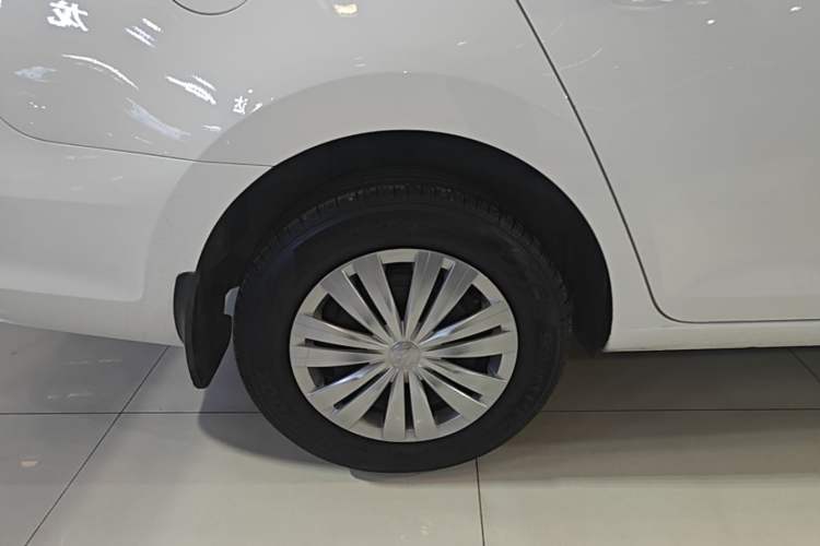 Used Volkswagen Santana 2019 1.5L Automatic Fashion Edition China VI Right Rear Wheel Hub