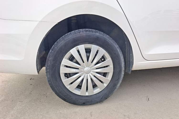 Used Volkswagen Santana 2019 1.5L Automatic Fashion Edition China VI Right Rear Wheel Hub