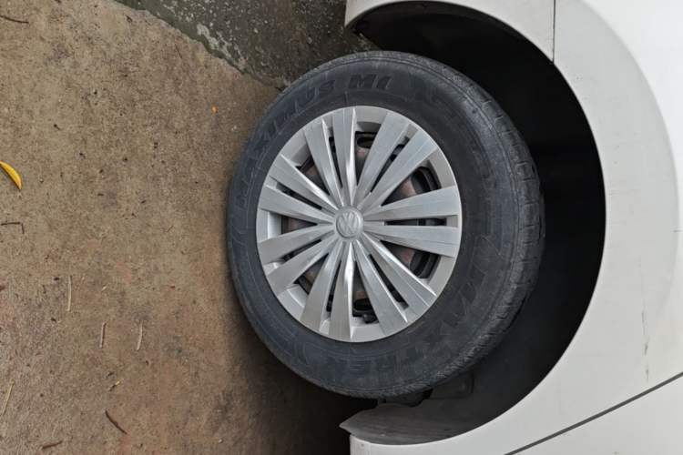 Used Volkswagen Santana 2019 1.5L Automatic Fashion Edition China VI Right Rear Wheel Hub