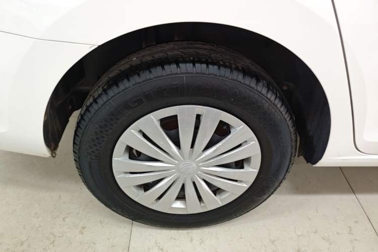 Used Volkswagen Santana 2019 1.5L Automatic Fashion Edition China VI Right Rear Wheel Hub