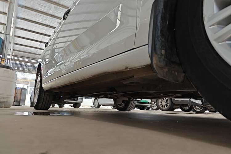 Used Volkswagen Santana 2019 1.5L Automatic Comfort Edition China VI Standard Right Side Sill