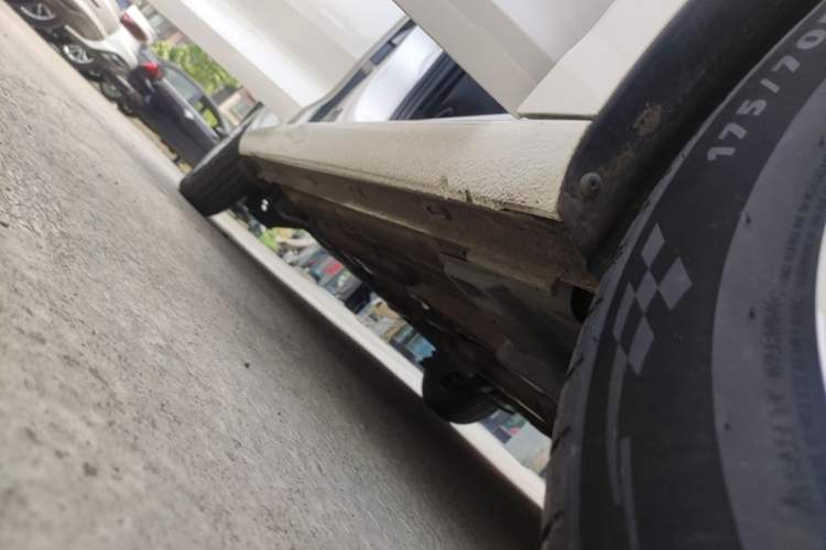 Used Volkswagen Santana 2019 1.5L Automatic Fashion Edition China VI Right Side Sill