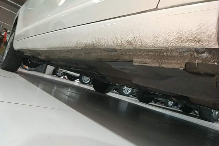 Used Volkswagen Santana 2019 1.5L Automatic Fashion Edition China VI Right Side Sill