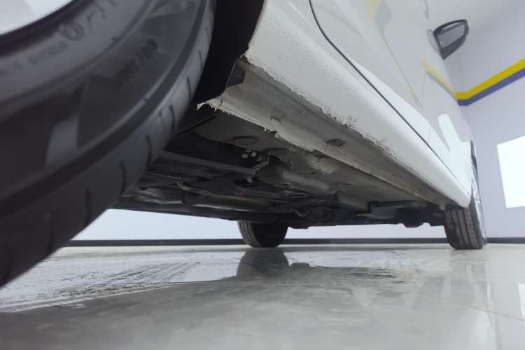 Used Volkswagen Santana 2019 1.5L Automatic Fashion Edition China VI Right Side Sill