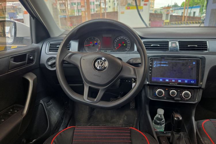 Used Volkswagen Santana 2019 1.5L Automatic Fashion Edition China VI Steering Wheel