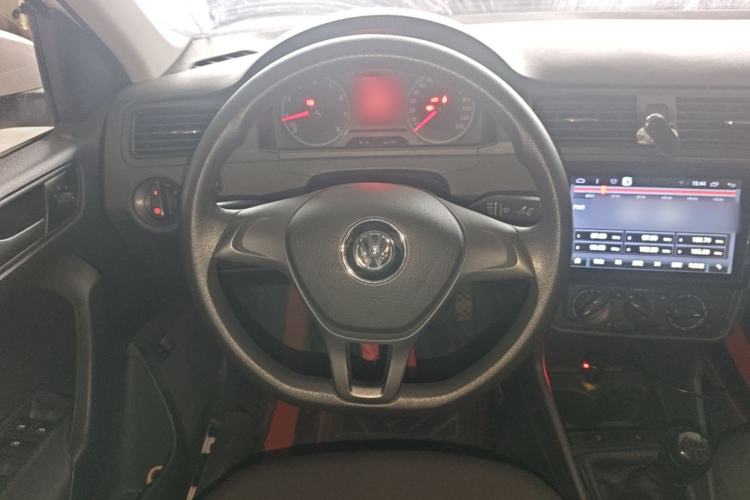 Used Volkswagen Santana 2019 1.5L Manual Fashion Edition China VI Standard Steering Wheel