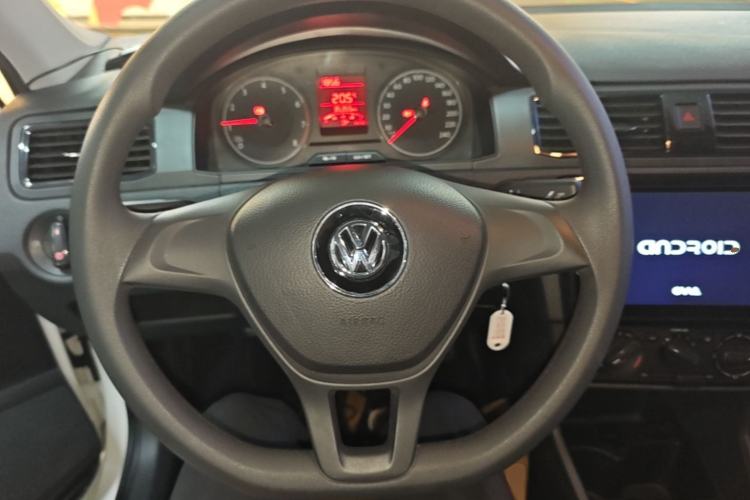 Used Volkswagen Santana 2019 1.5L Manual Fashion Edition China VI Standard Steering Wheel