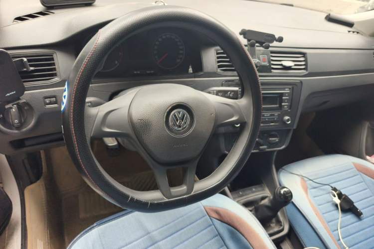 Used Volkswagen Santana 2019 1.5L Manual Fashion Edition China VI Standard Steering Wheel