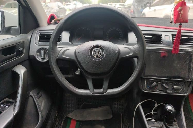 Used Volkswagen Santana 2019 1.5L Automatic Fashion Edition China VI Steering Wheel