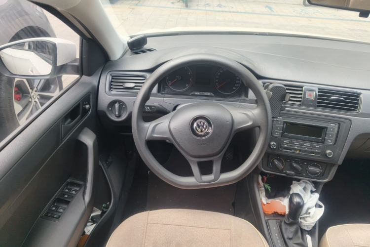 Used Volkswagen Santana 2019 1.5L Automatic Fashion Edition China VI Steering Wheel