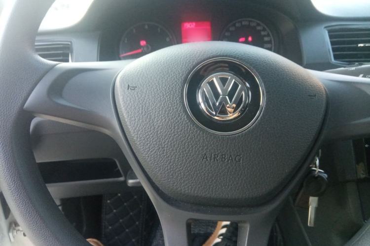 Used Volkswagen Santana 2019 1.5L Manual Fashion Edition China VI Standard Steering Wheel