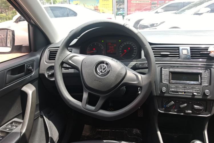 Used Volkswagen Santana 2019 1.5L Manual Fashion Edition China VI Standard Steering Wheel