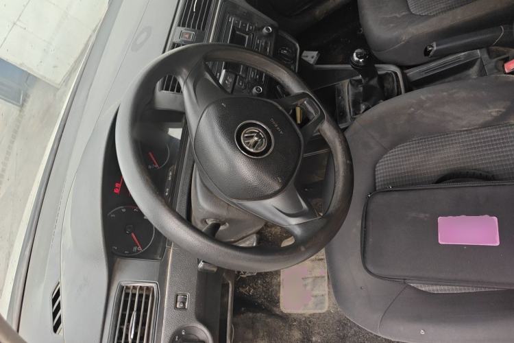 Used Volkswagen Santana 2019 1.5L Manual Fashion Edition China VI Standard Steering Wheel
