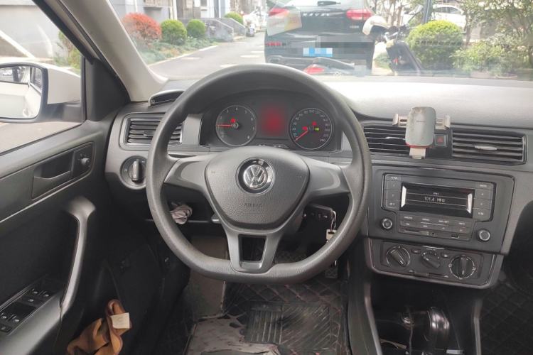 Used Volkswagen Santana 2019 1.5L Automatic Fashion Edition China VI Steering Wheel