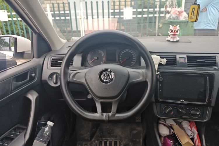 Used Volkswagen Santana 2019 1.5L Manual Fashion Edition China VI Standard Steering Wheel