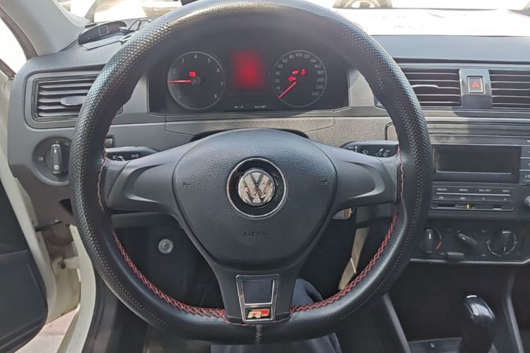 Used Volkswagen Santana 2019 1.5L Automatic Fashion Edition China VI Steering Wheel