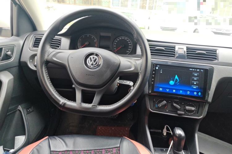 Used Volkswagen Santana 2019 1.5L Automatic Fashion Edition China VI Steering Wheel