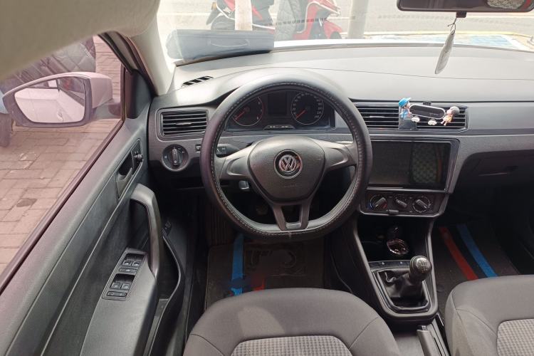 Used Volkswagen Santana 2019 1.5L Manual Fashion Edition China VI Standard Steering Wheel