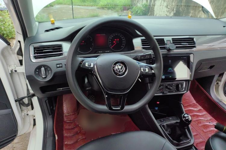 Used Volkswagen Santana 2019 1.5L Manual Comfort Edition China VI Standard Steering Wheel