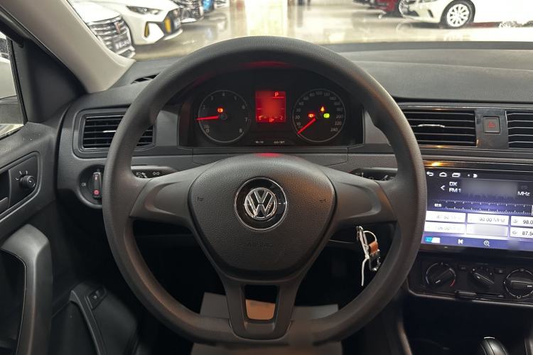 Used Volkswagen Santana 2019 1.5L Automatic Fashion Edition China VI Steering Wheel