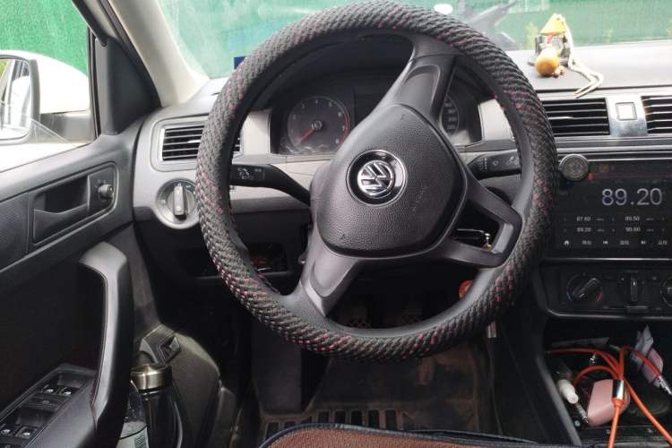 Used Volkswagen Santana 2019 1.5L Manual Fashion Edition China VI Standard Steering Wheel