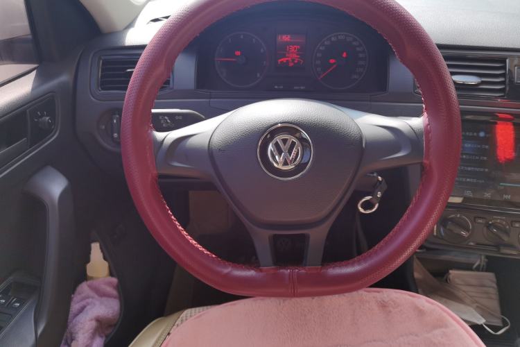 Used Volkswagen Santana 2019 1.5L Manual Fashion Edition China VI Standard Steering Wheel